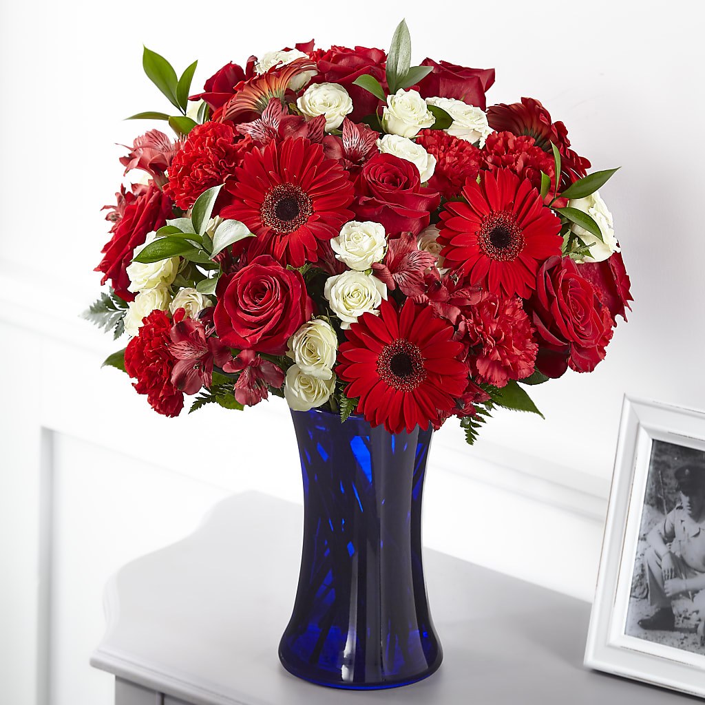 Hearts Embrace Bouquet – Flowers By Elena, Methuen MA