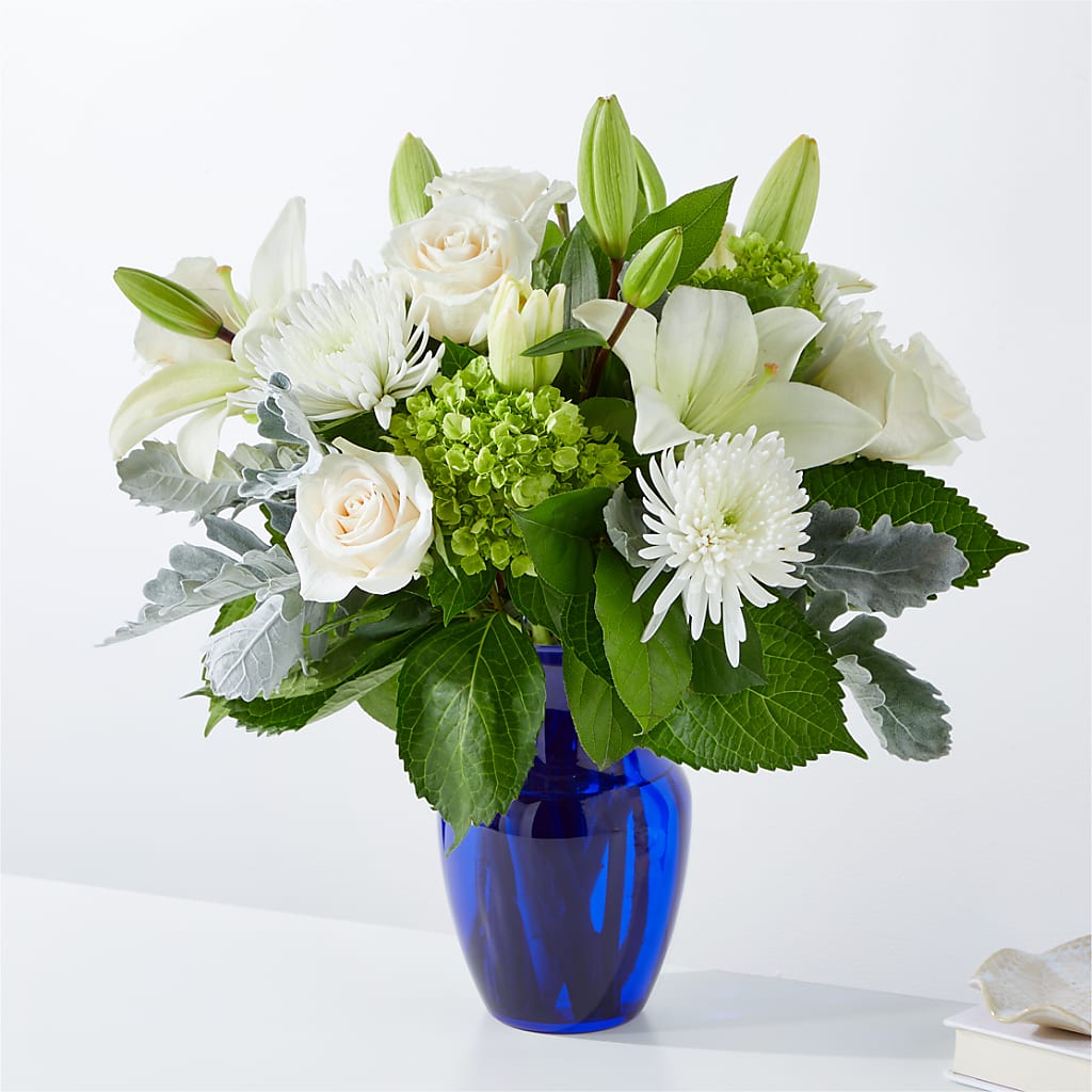 Snowy Dreams Bouquet – Flowers By Elena, Methuen MA
