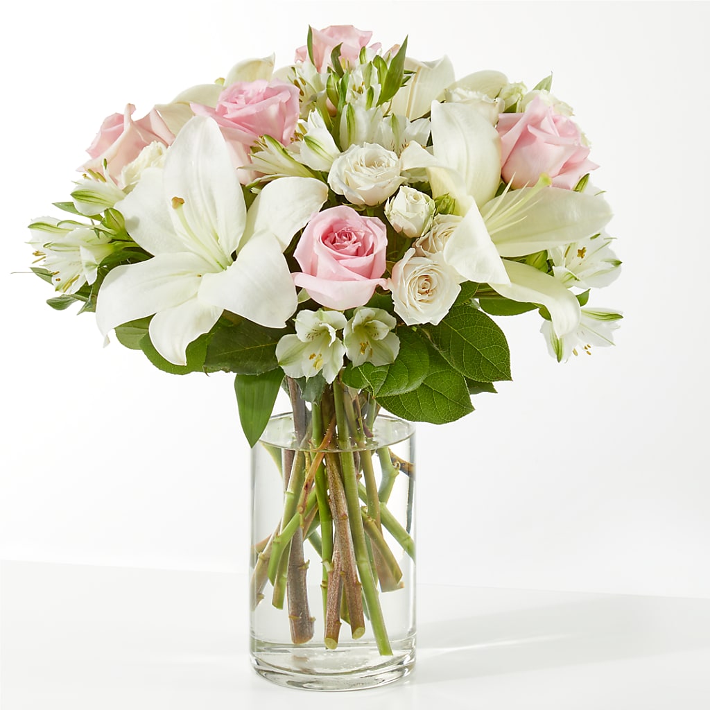 Kindhearted Bouquet – Flowers By Elena, Methuen MA