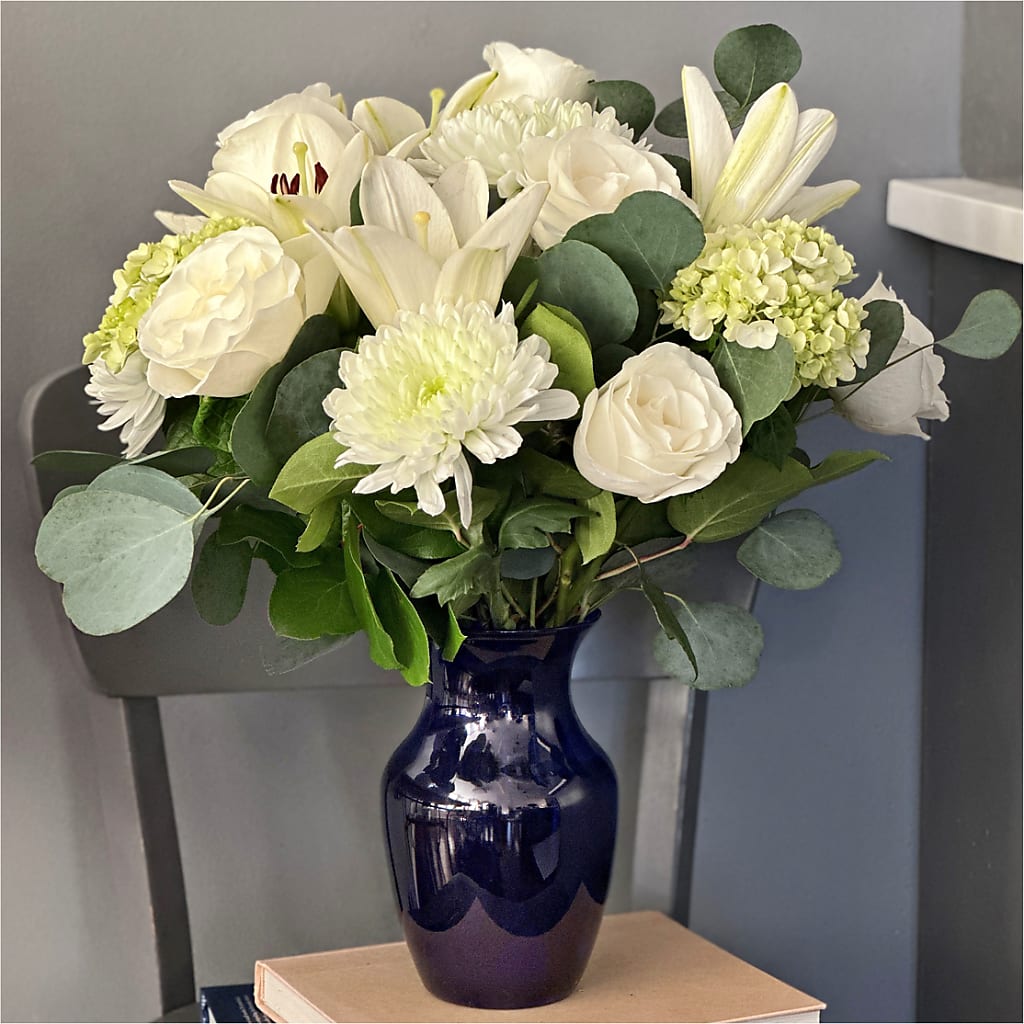 Snowy Dreams Bouquet –  Flowers By Elena, Methuen MA