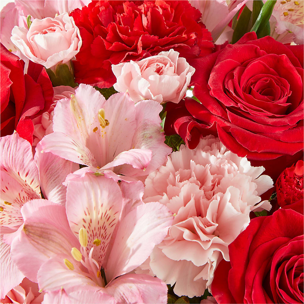Candy Kisses Bouquet –  Flowers By Elena, Methuen MA