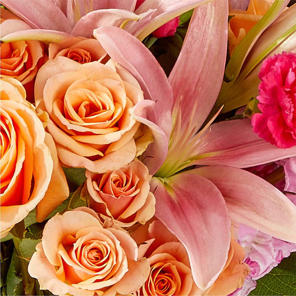 Bisous Bouquet –  Flowers By Elena, Methuen MA