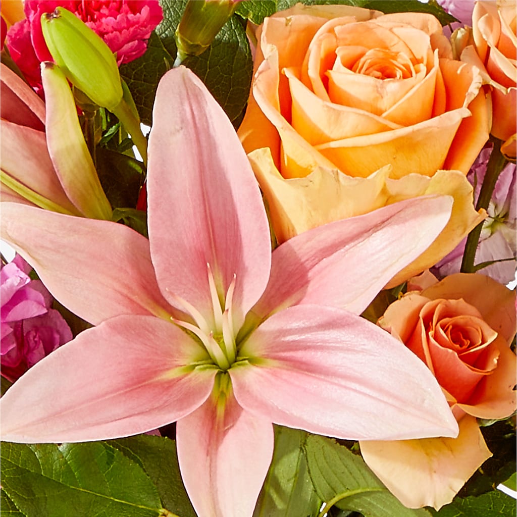 Bisous Bouquet –  Flowers By Elena, Methuen MA