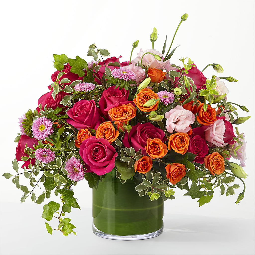 The Trendsetter –  Flowers By Elena, Methuen MA